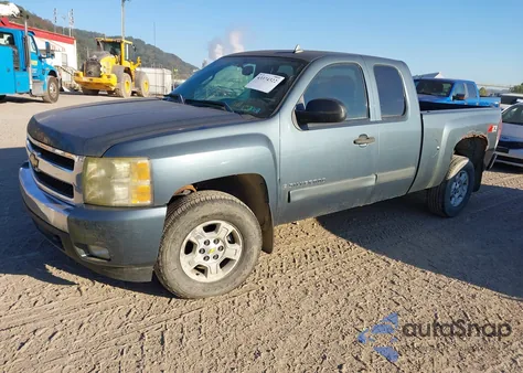 2007 Chevrolet Silverado 1500 Lt1 z USA, uszkodzony, nr VIN 2GCEK190X71689455